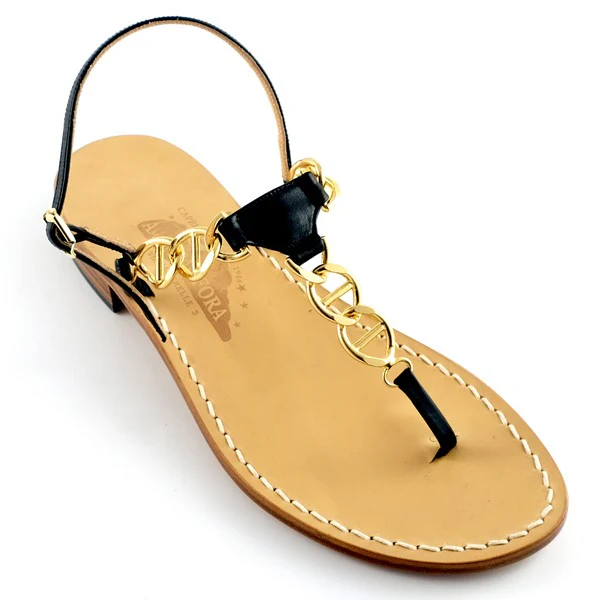 Caroline - Image 11